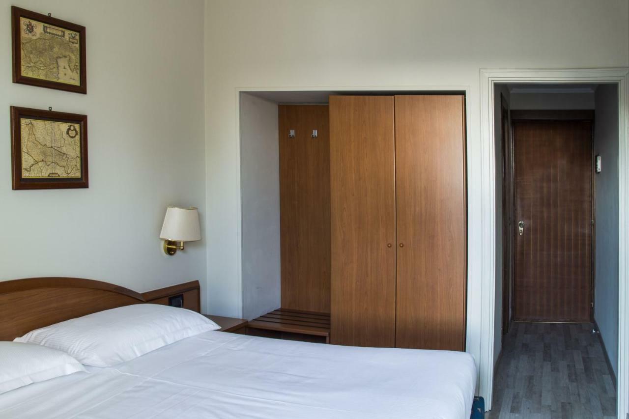 Hotel Beatrice Este Eksteriør bilde