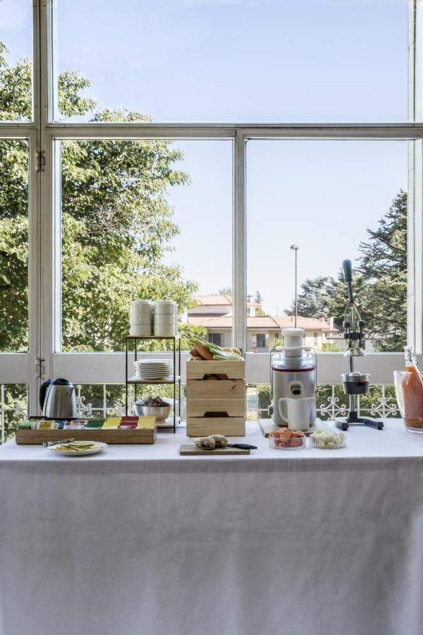 Hotel Beatrice Este Eksteriør bilde